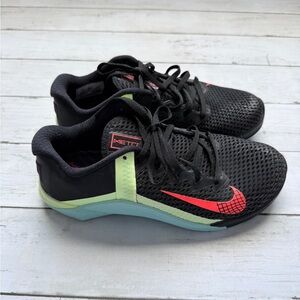 Nike Metcon 6 Training Shoes Women’s 7.5 Black Green CrossFit Gym Workout